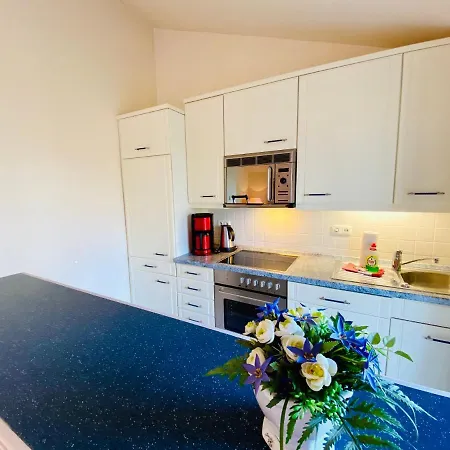 Residenz Bleichröder - Ferienwohnung Aurelia Apartment *